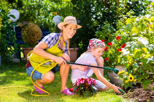 Garden design and boundary screening in Lampton
